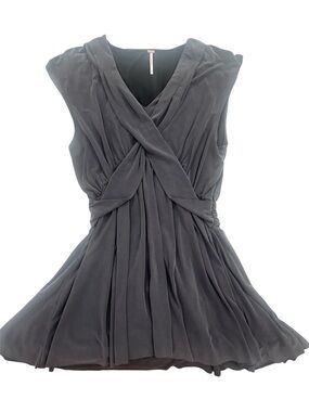 Free People Sleeveless Draped V-Neck Pleated Dress — Charcoal Gray size S